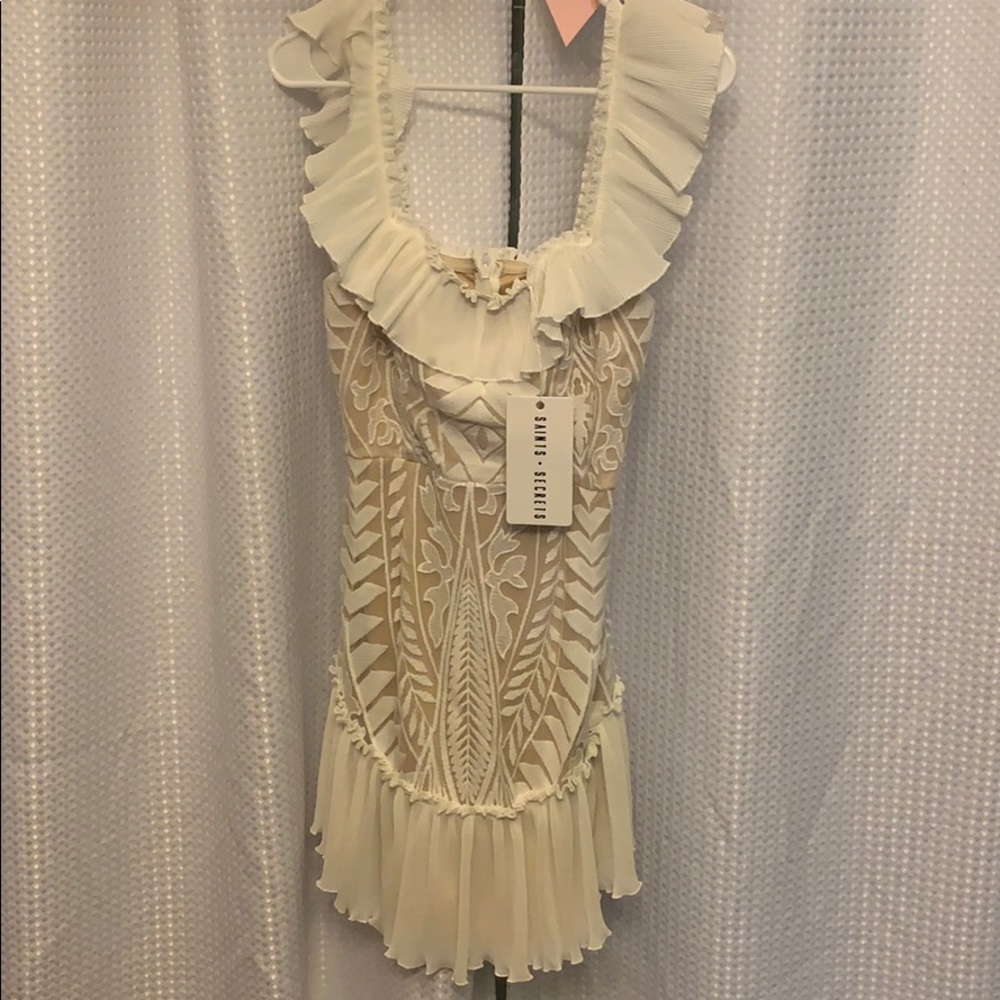 Off shoulder mini white dress